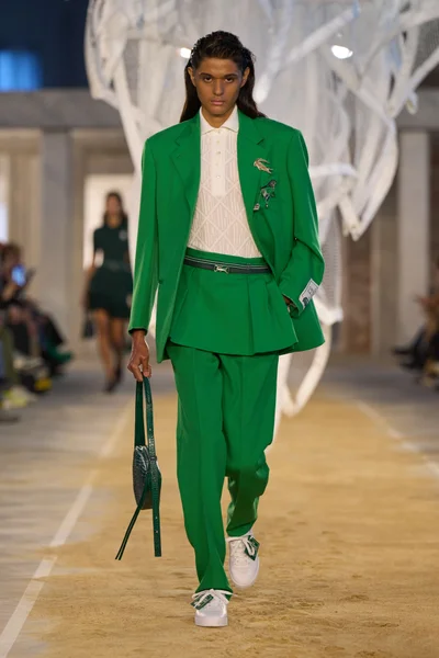 Look 31